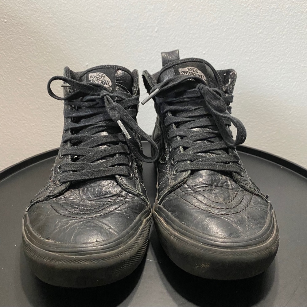SK8-HI MTE Vans all black leather